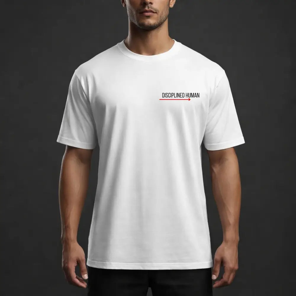 Modelo usando la Alba T-Shirt